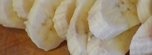 йогуртовый десерт с бананами и миндалем. Шаг 3