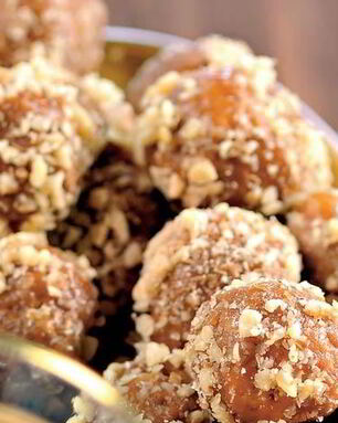 Конфеты Ежики с растопленными ирисками