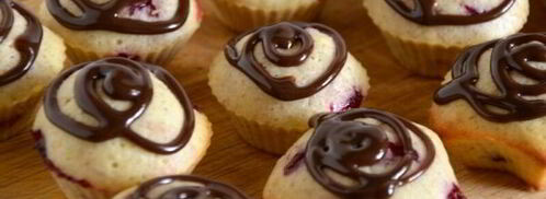 маффины конфетки с брусникой. Шаг 9