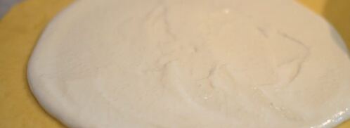 бархатная галета с творожным кремом и ягодами. Шаг 9