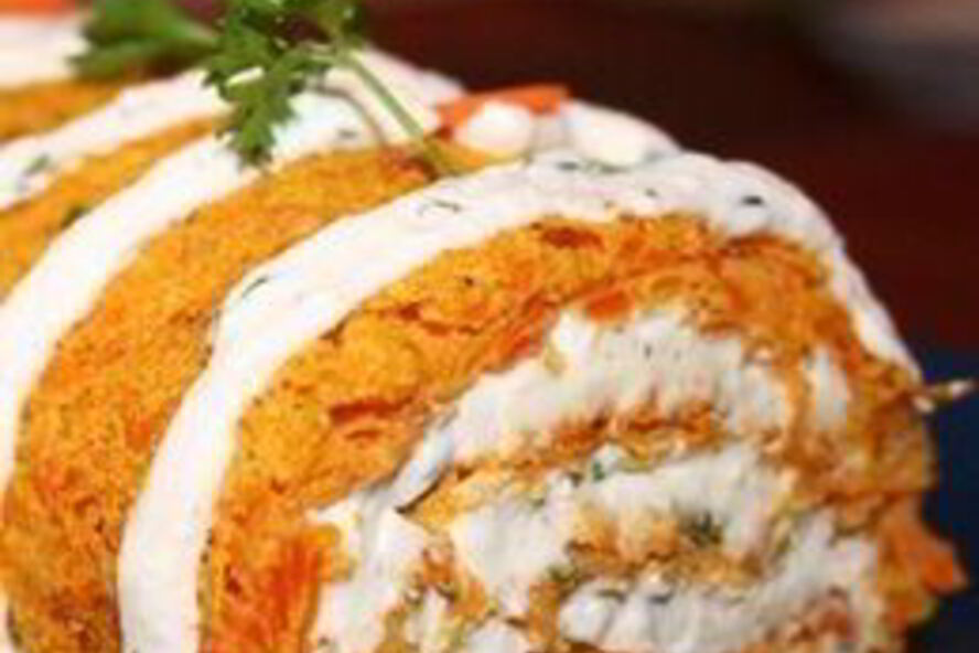 Рецепт рыжий рулетик с творожным кремом и рыбкой