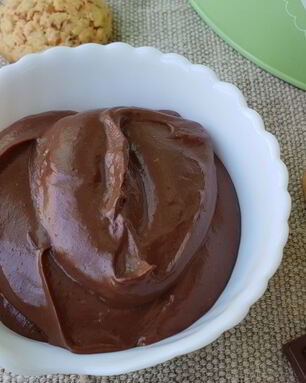 Шоколадный заварной крем