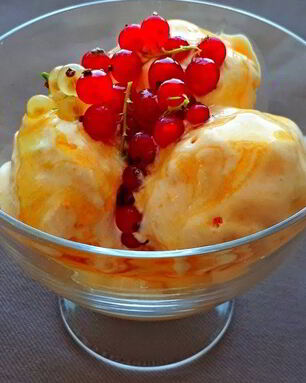 Абрикосовое мороженое