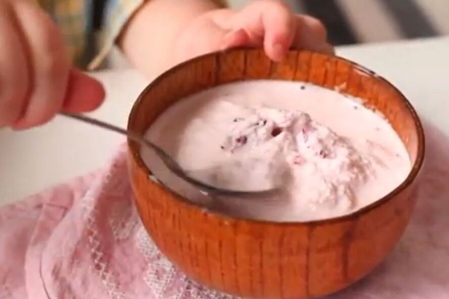 Рецепт домашнее клубничное мороженое в пакете