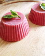 Клубнично-ревеневое мороженое