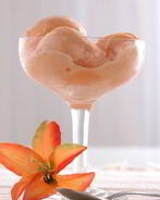 Персиковое йогуртовое мороженое