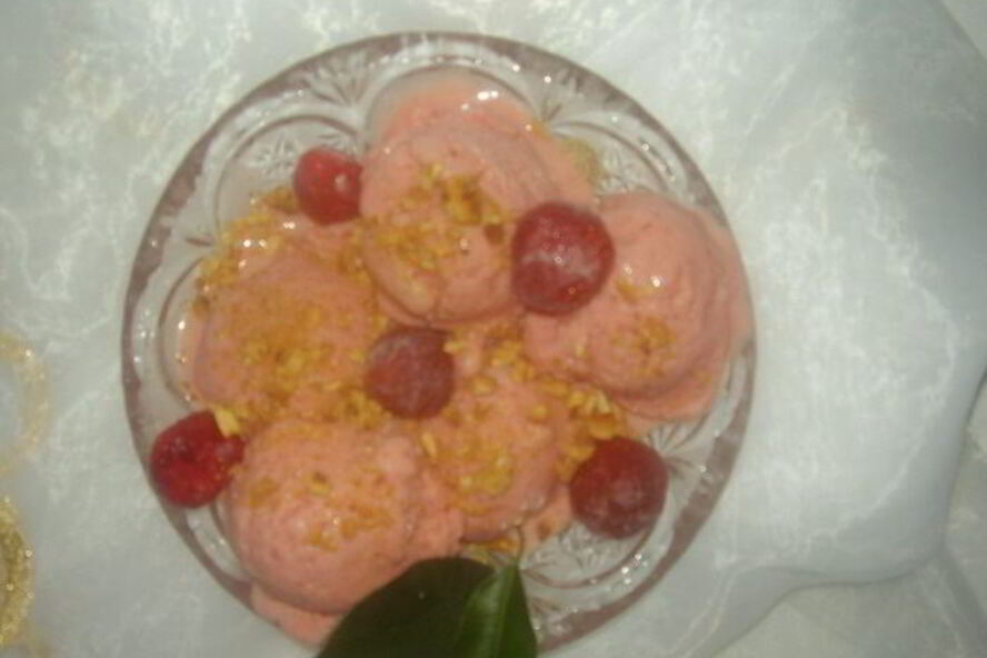 Рецепт сливочно-клубничное мороженое