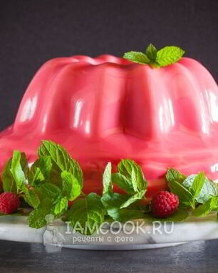 Малиновый муссовый торт