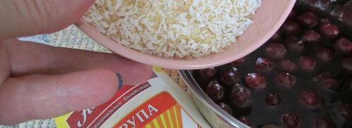 вишнево-кокосовый мусс на манке. Шаг 3