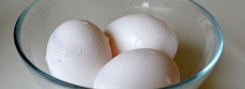 красим пасхальные яйца в цвет охра в луковой шелухе. Шаг 3