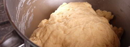 кулич с изюмом, цукатами и вяленой клюквой. Шаг 7