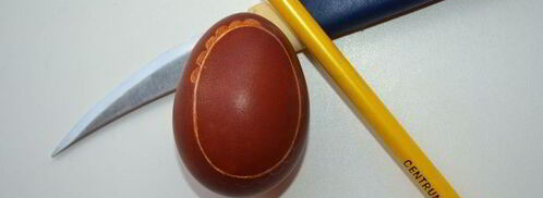 яйца варенные в луковой шелухе. Шаг 2