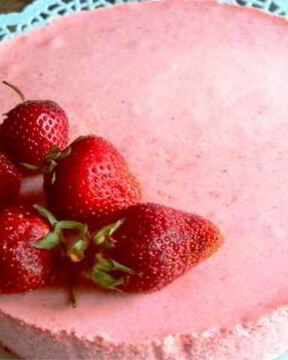 Клубничное суфле для торта