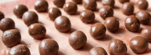 трюфели из молочного шоколада с лавандой и медом. Шаг 13