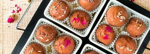 трюфели из молочного шоколада с лавандой и медом. Шаг 25