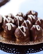 Вишня в шоколаде с коньяком