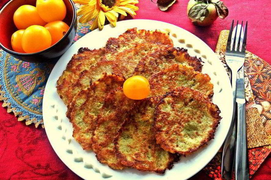 Рецепт драники из картофеля, кабачка и яблока