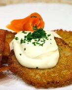 Драники с сыром и чесноком