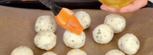 фрикадельки из трески с йогуртовым соусом. Шаг 6