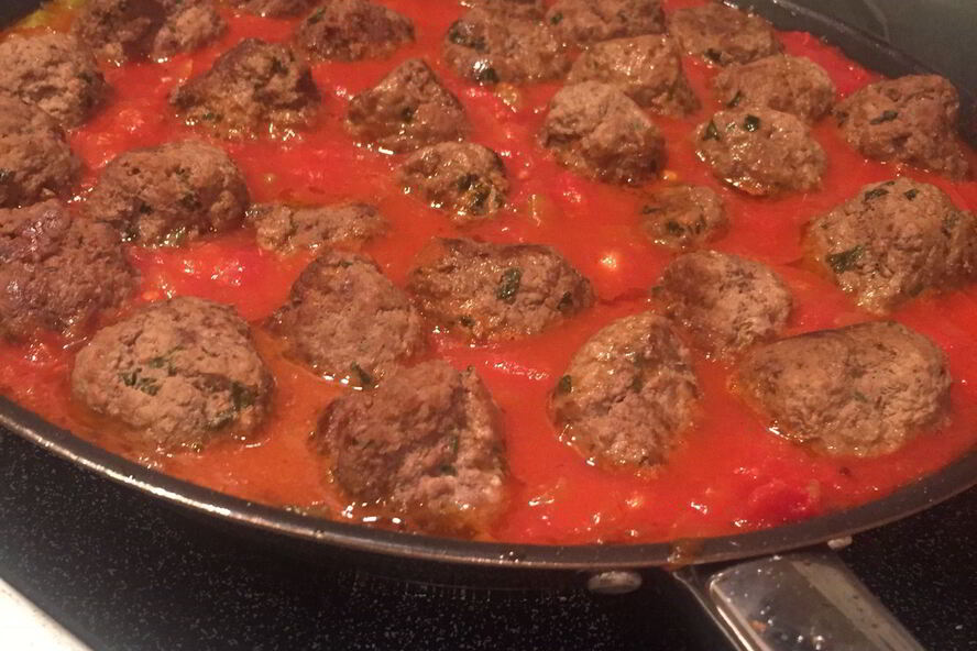 Рецепт фрикадельки в соусе из помидоров