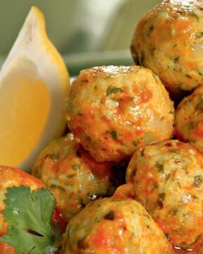 Рыбные фрикадельки в имбирном соусе