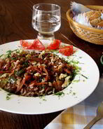 Дикий рис с шампиньонами и грецкими орехами