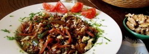 дикий рис с шампиньонами и грецкими орехами. Шаг 9