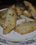 Картофель по-деревенски с итальянскими травами