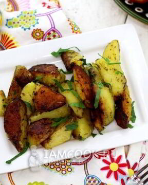 Картофель по-деревенски в мультиварке