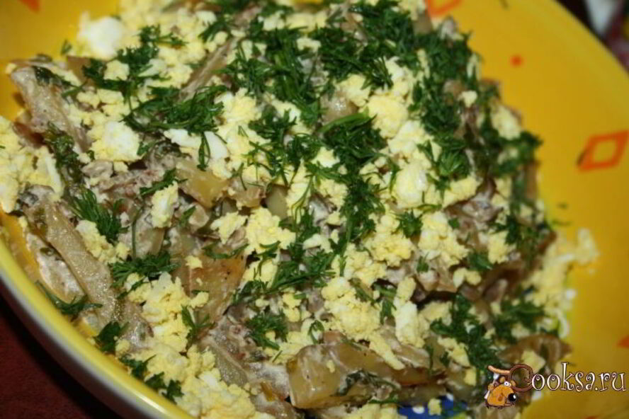 Рецепт картофель с грецким орехом, кинзой и чесноком