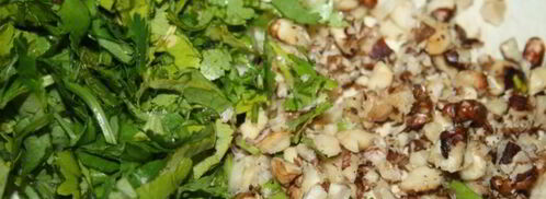 картофель с грецким орехом, кинзой и чесноком. Шаг 3