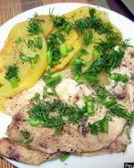 Картошка с куриными грудками в микроволновке