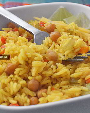 Постный рис с овощами и нутом