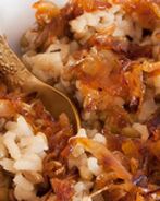 Рис с чечевицей и карамелизованным луком