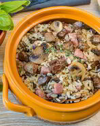 Рис с куриной печенью и грибами