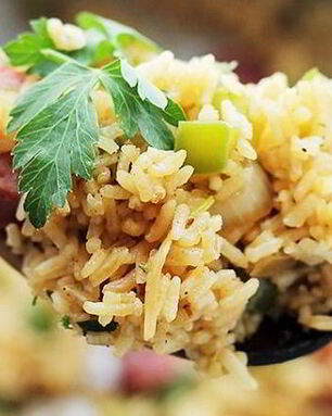 Рис с сосиской