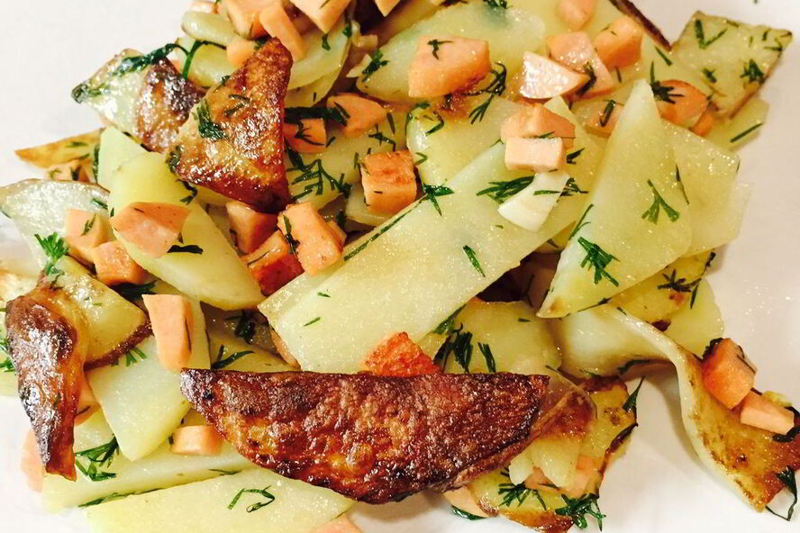 Рецепт жареная картошка с колбасой