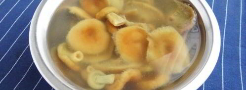 жареная картошка с солеными грибами. Шаг 4