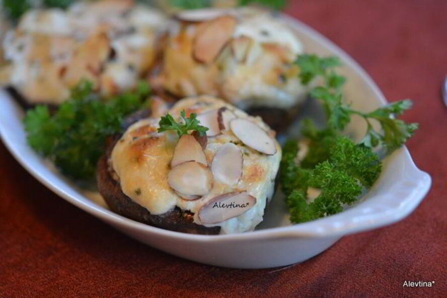 Рецепт фаршированные грибы с крабовым соусом