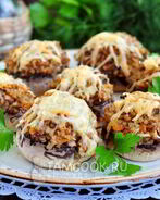 Грибы, фаршированные гречкой
