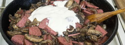 шампиньоны с колбасой. Шаг 4