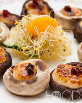 Шампиньоны с плавленым сыром