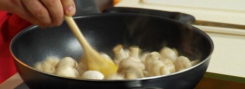 шампиньоны в хересе. Шаг 3