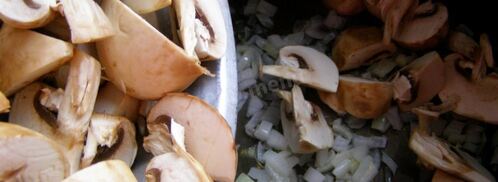 тушеные грибы в мультиварке. Шаг 7