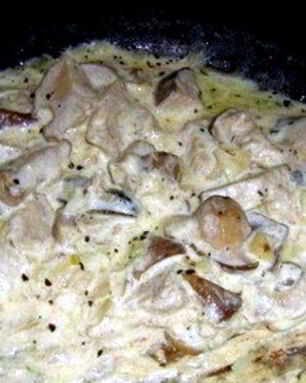 Волнушки, жареные в сметанном соусе