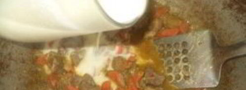 гуляш из говядины мягкий. Шаг 3