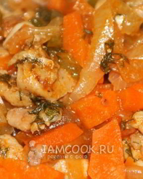 Гуляш из курицы с подливкой