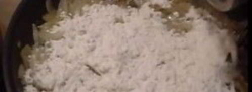 гуляш из курицы со сметаной. Шаг 3