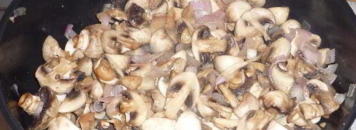 гуляш из свинины с шампиньонами. Шаг 5