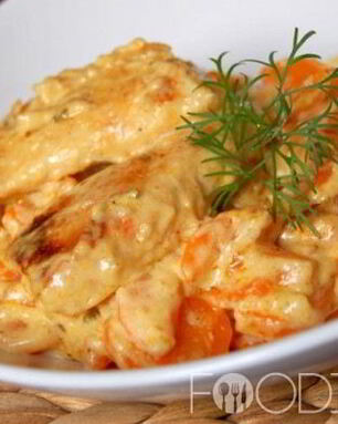 Гуляш из свинины со сметаной